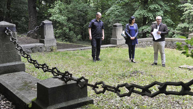 Обнова обележја у Кошутњаку